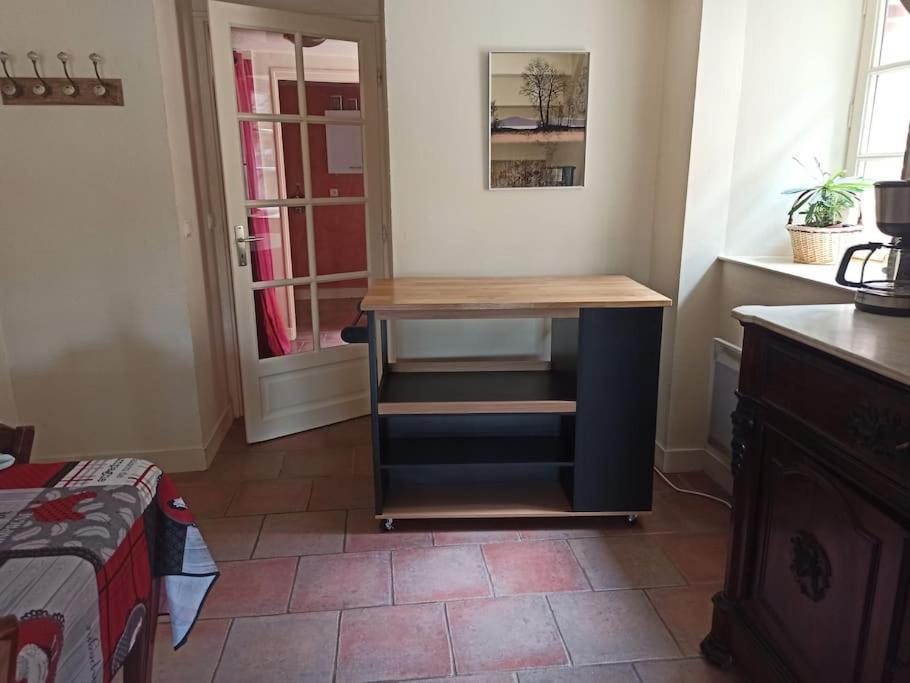 3 Chambres, 2 A 10 Pers Et Jardin Cloture
